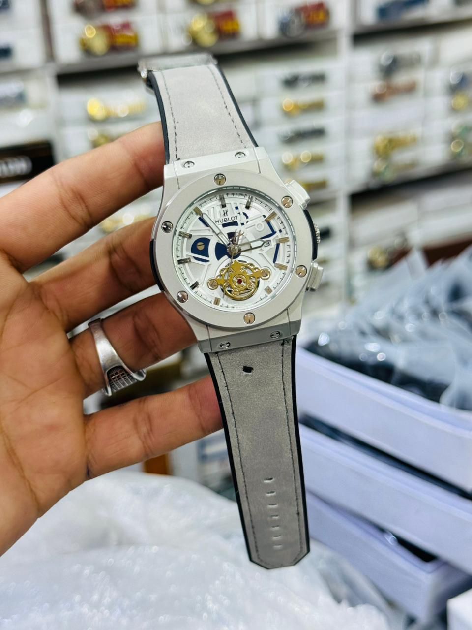 Luxury Automatic Mechanical Watch With Skeleton Dial Premium Quality 3ATM Water-Resistant 44mm Diameter Comfortable Leather Strap For Every Occasion - Black Strap